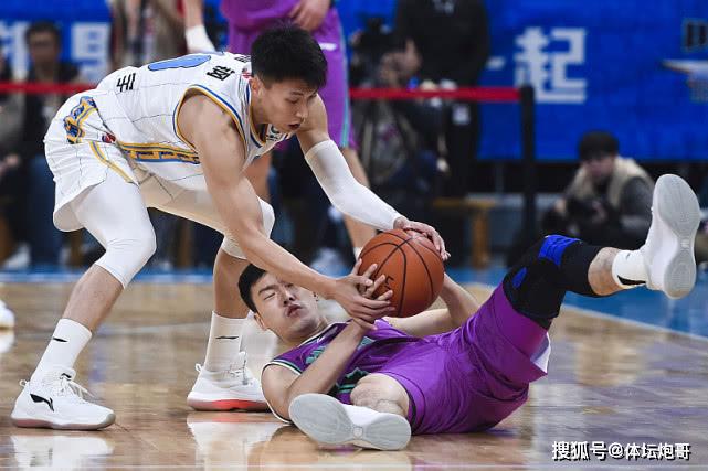  图卢兹定位球防守漏勺，连续失误葬送领先优势